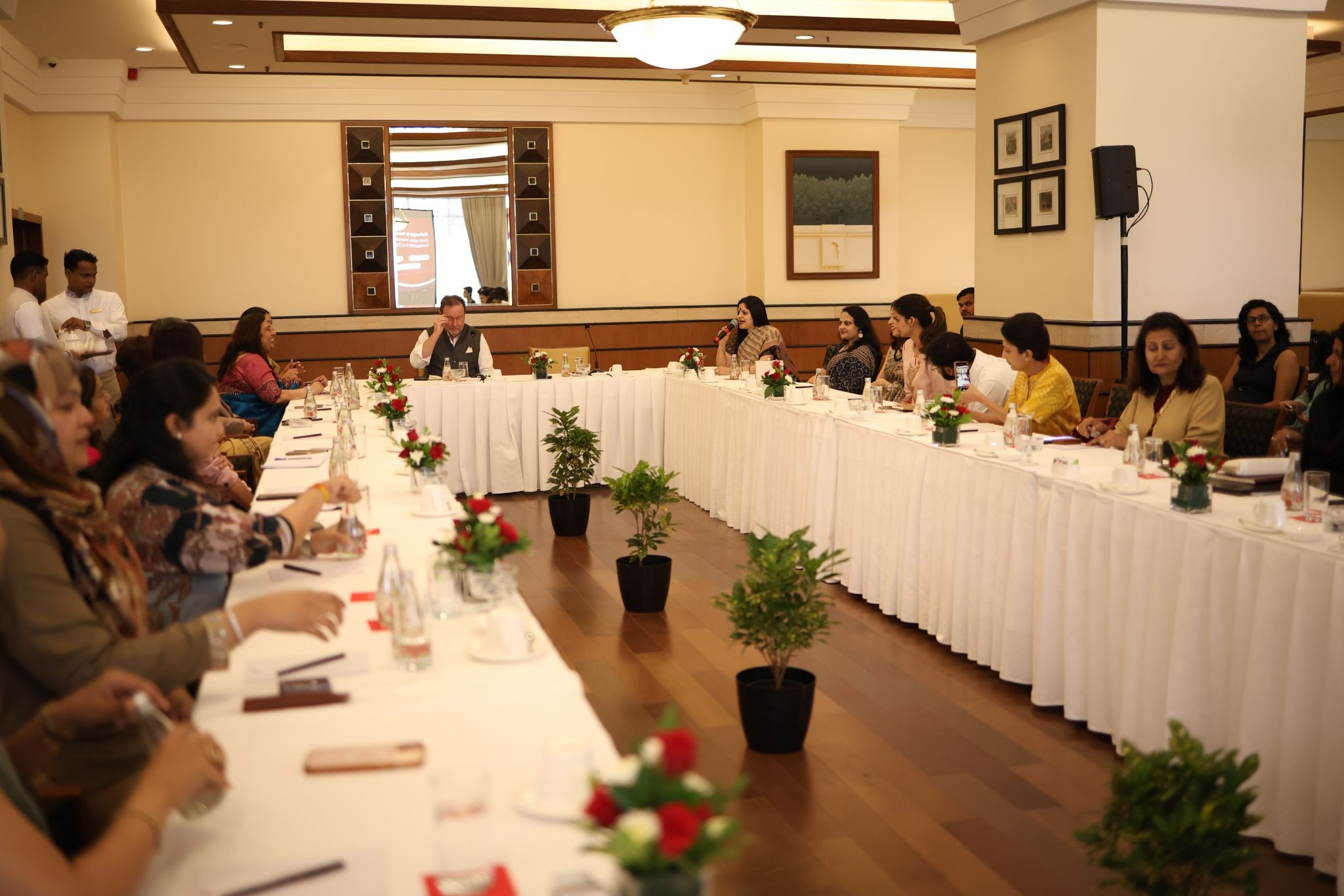 𝗣𝗮𝘁𝗵𝘄𝗮𝘆𝘀 𝘁𝗼 𝗜𝗻𝗰𝗹𝘂𝘀𝗶𝘃𝗲 𝗚𝗿𝗼𝘄𝘁𝗵: 𝗚𝗼𝘃𝗲𝗿𝗻𝗮𝗻𝗰𝗲, 𝗜𝗻𝗻𝗼𝘃𝗮𝘁𝗶𝗼𝗻 & 𝗗𝗲𝘃𝗲𝗹𝗼𝗽𝗺𝗲𝗻𝘁 𝗶𝗻 𝗮 𝗖𝗵𝗮𝗻𝗴𝗶𝗻𝗴 𝗪𝗼𝗿𝗹𝗱.