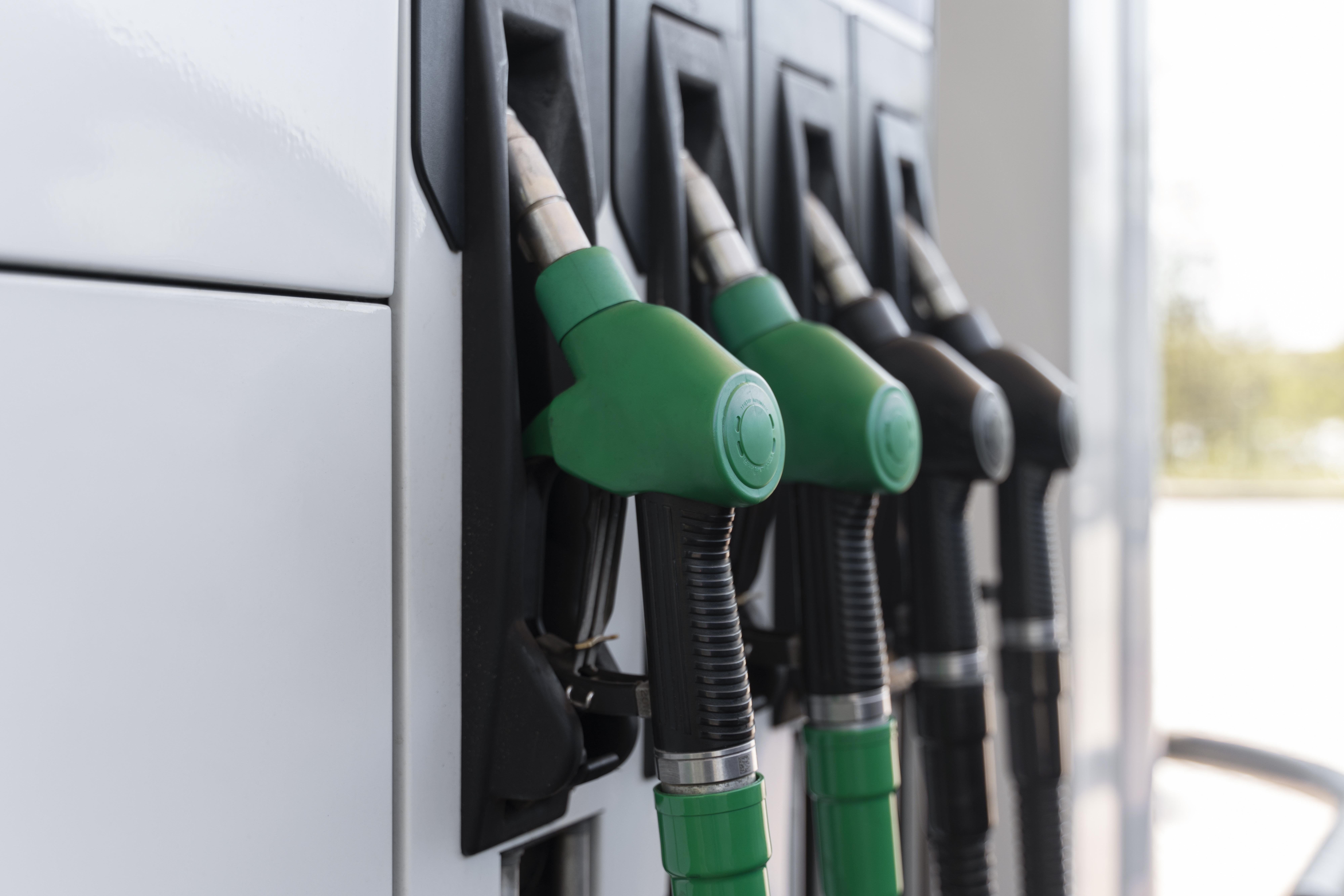 Govt, auto majors differ over use of ethanol-blended petrol