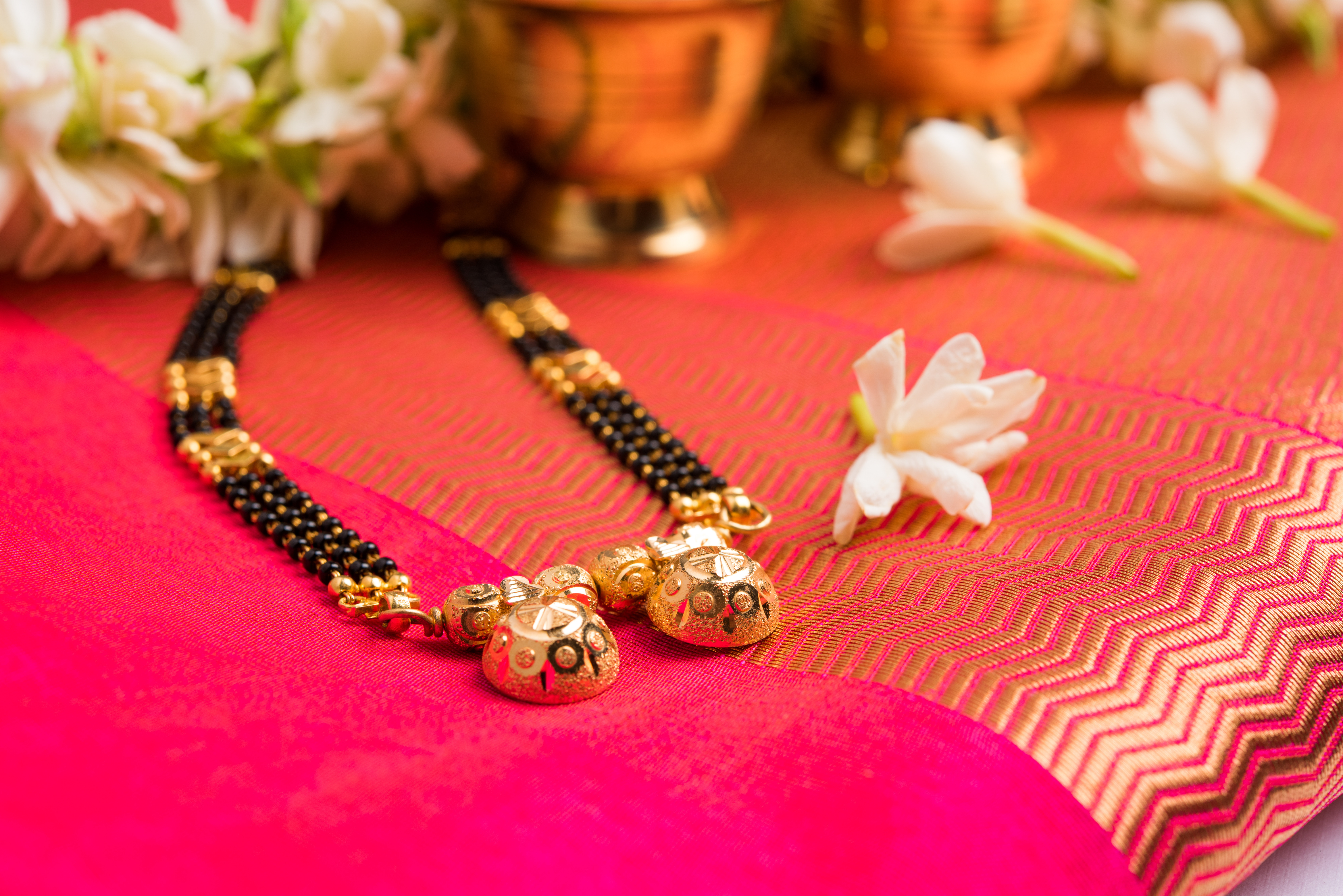 Shringar House of Mangalsutra IPO subscribed 2x on Day 1, GMP  signals decent listing; should you apply?